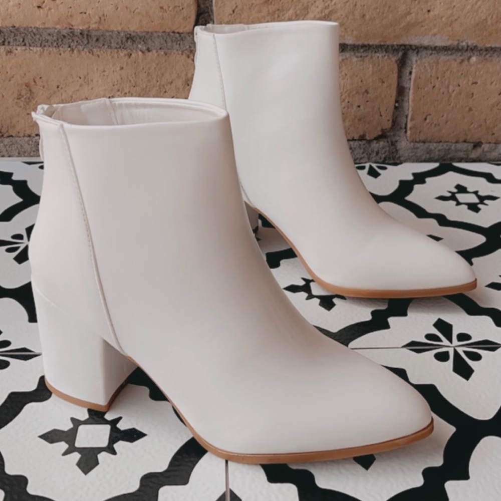 Top Moda - Basic White Bootie - Picture 4 of 9